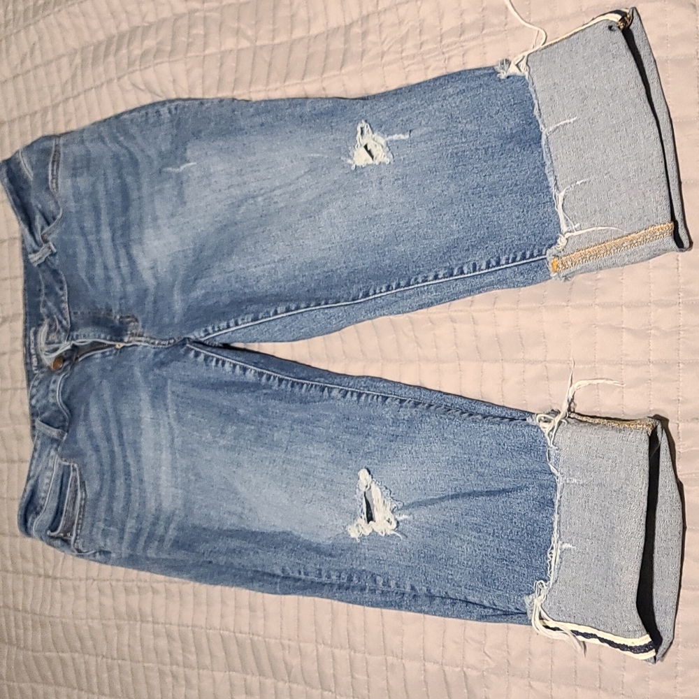 Maurices Cropped distressed jeans size 20w